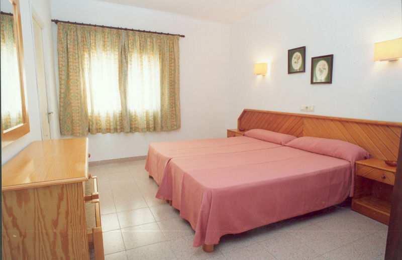 Hostal Roca Σαν Αντόνιο Εξωτερικό φωτογραφία