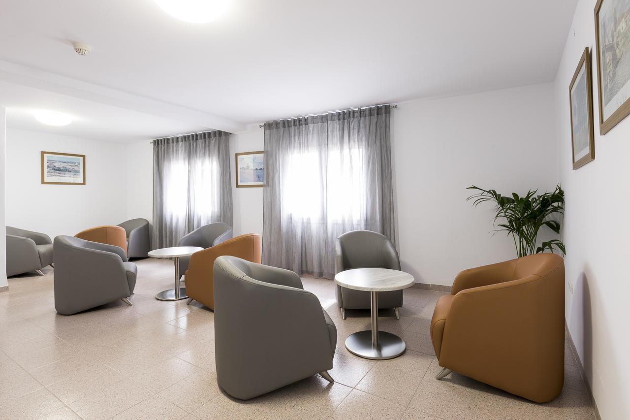 Hostal Roca Σαν Αντόνιο Εξωτερικό φωτογραφία