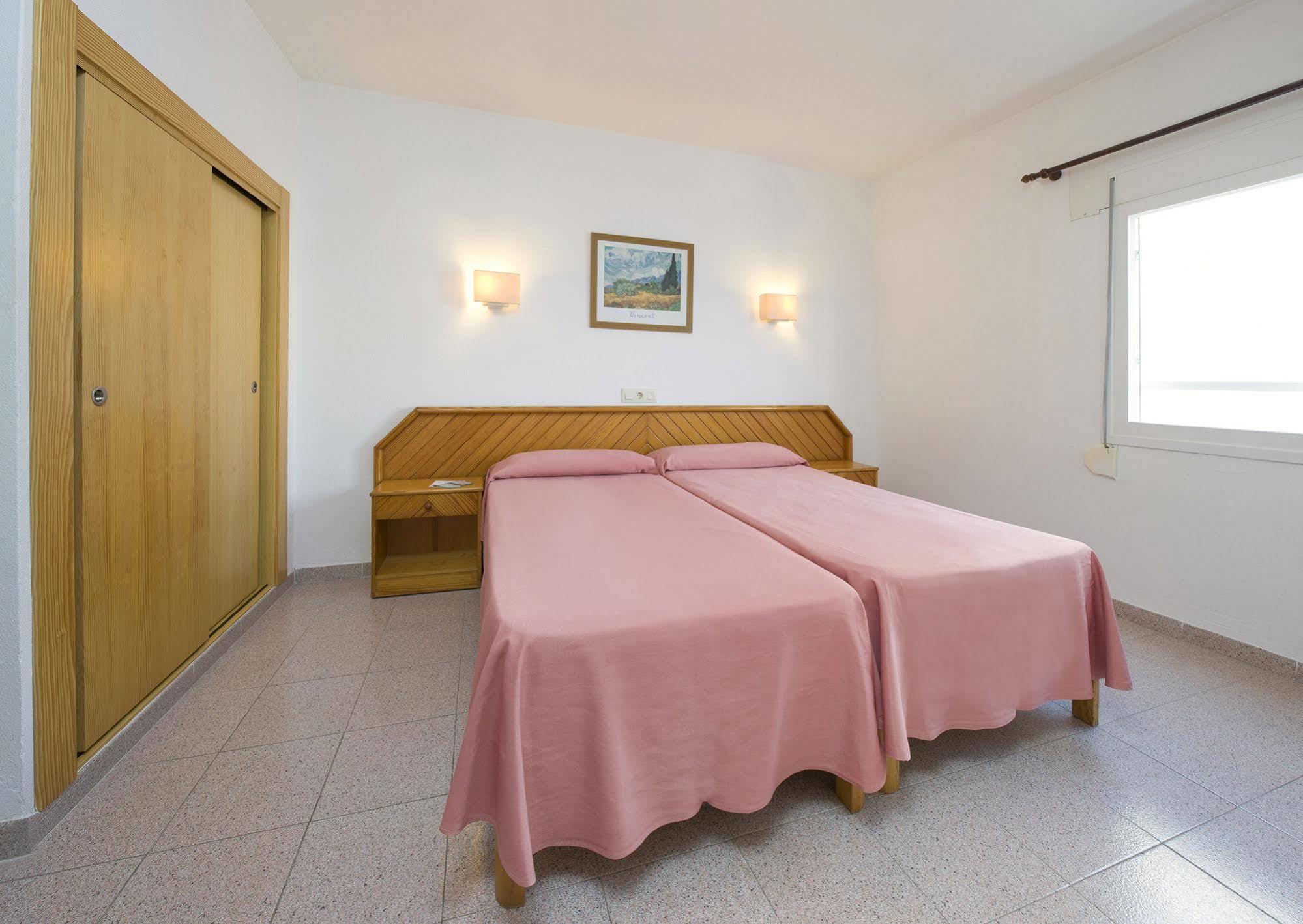 Hostal Roca Σαν Αντόνιο Εξωτερικό φωτογραφία