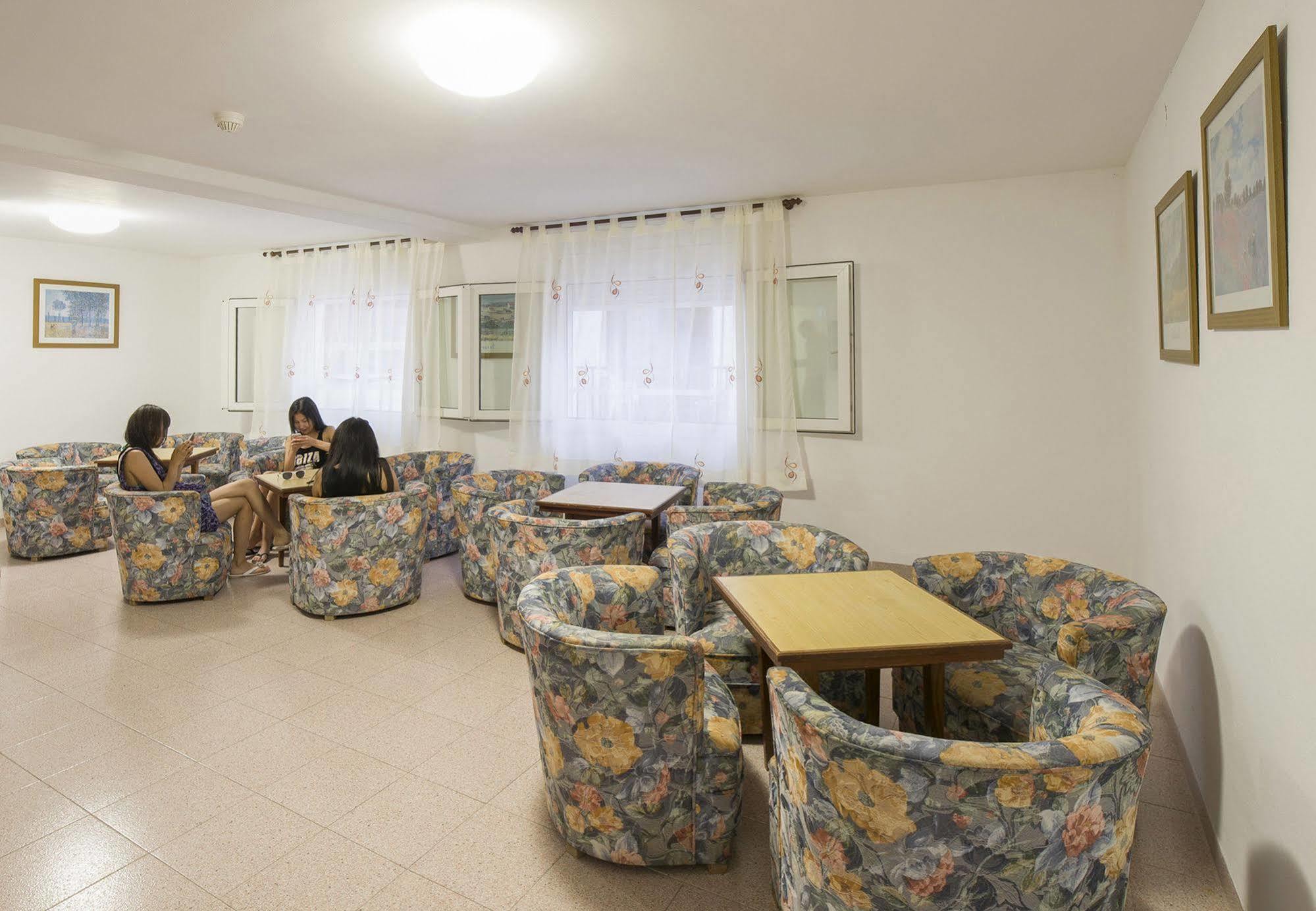 Hostal Roca Σαν Αντόνιο Εξωτερικό φωτογραφία